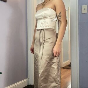 Bill Levkoff European Style Dress in Champagne and Taupe